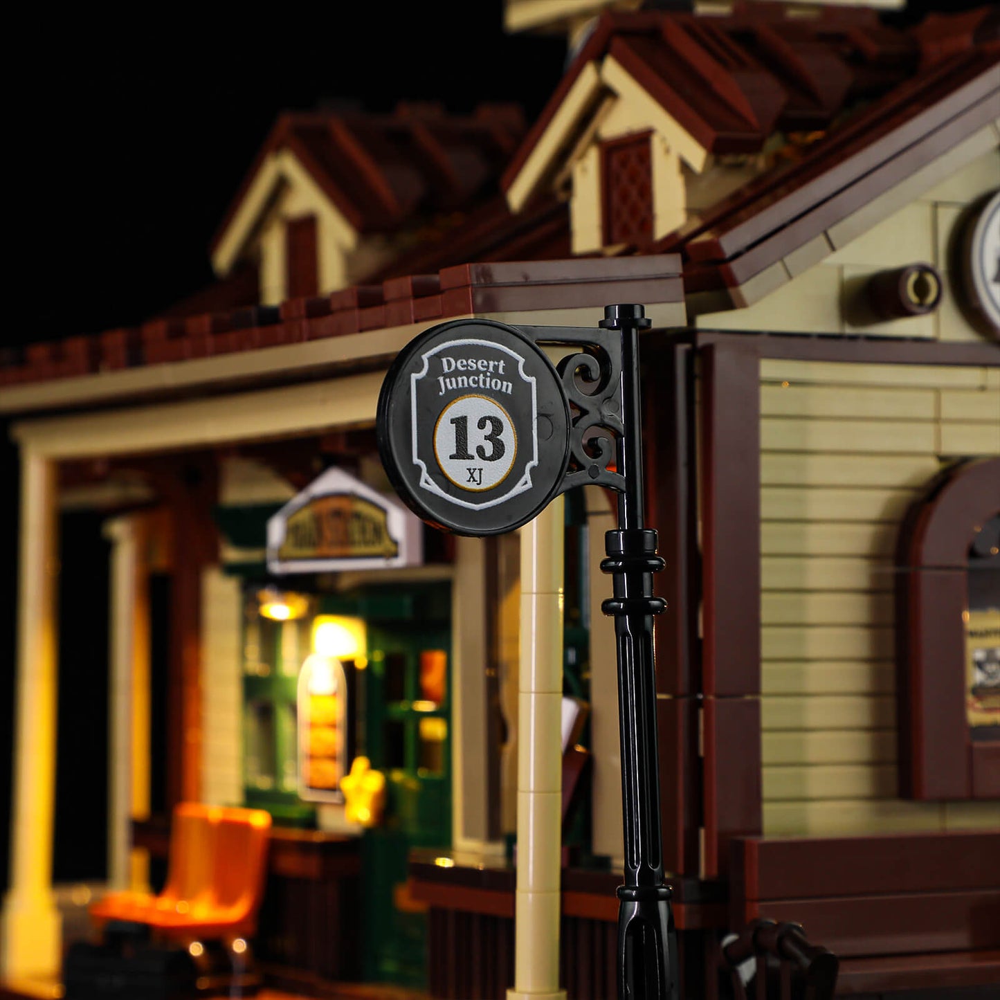 West Train Station Lego Set™