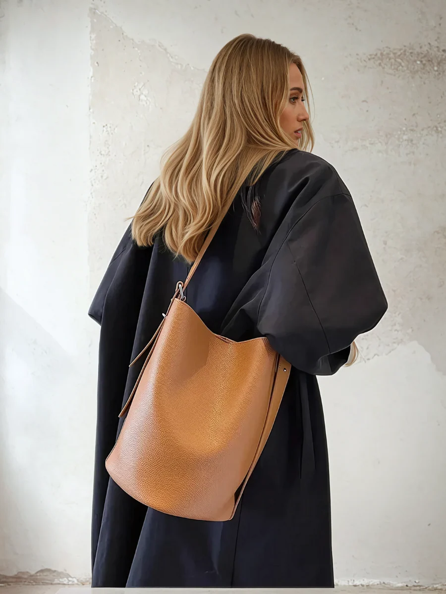 UrbanCore™ Crossbody – Roma Edition