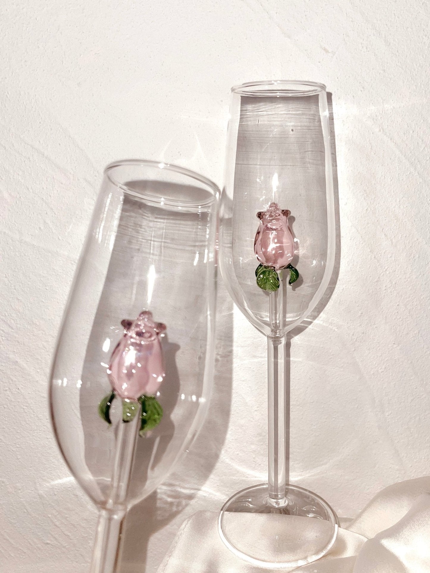 'La Vie En' Rose™️ Ch 'La Vie En' Rose™️ Champagne Glass - Set of 2ampagne Glass - Set of 2