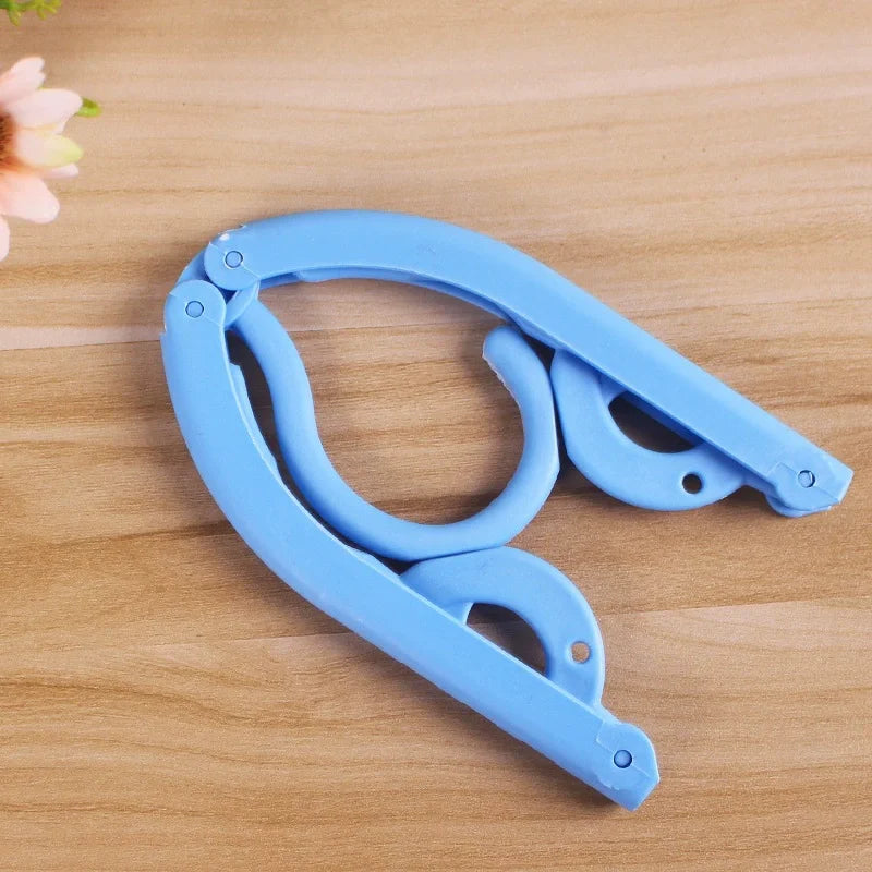 Portable Folding Clothes Hanger™️ - Pack of 12