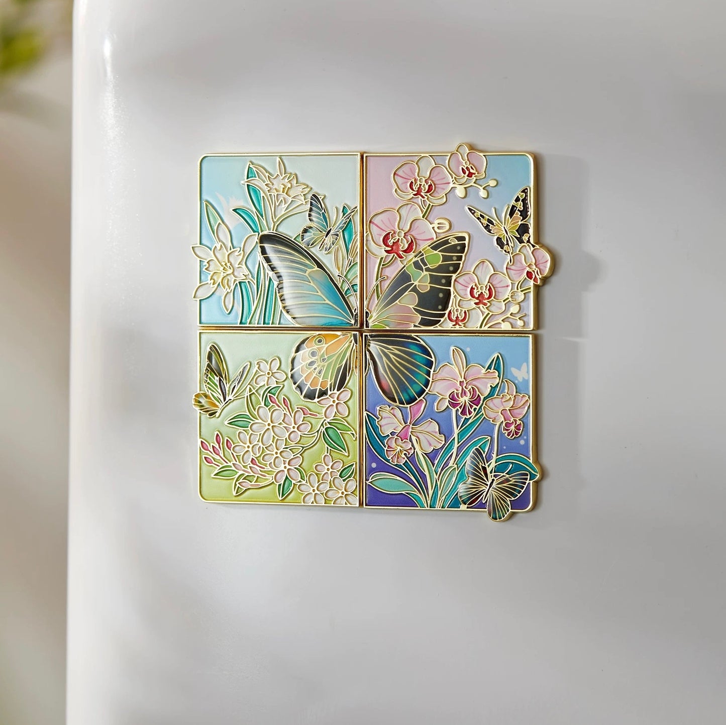 Glow-in-the-Dark Butterfly Fridge Magnet(Set of 4)™
