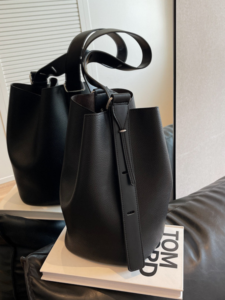 UrbanCore™ Crossbody – Roma Edition